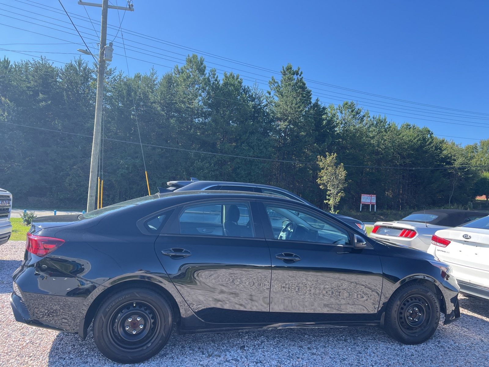 2024 Kia Forte LX photo 3