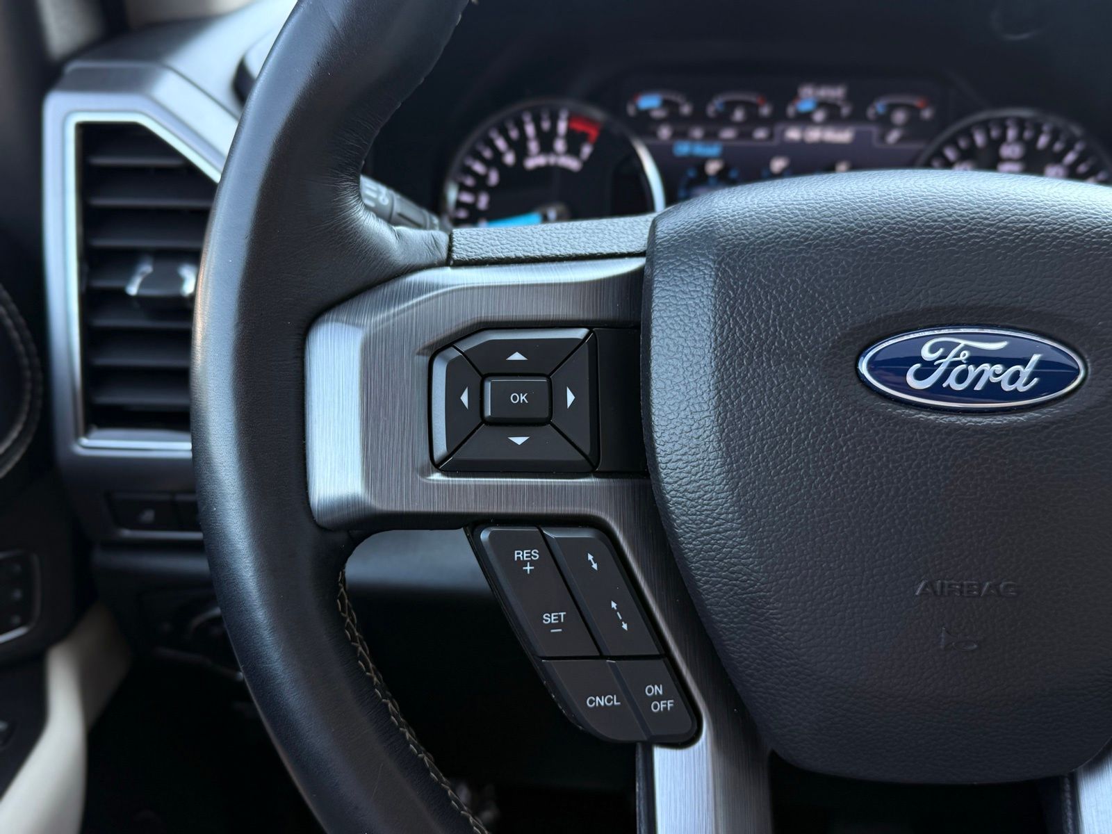 2020 Ford Expedition Platinum - Photo 43