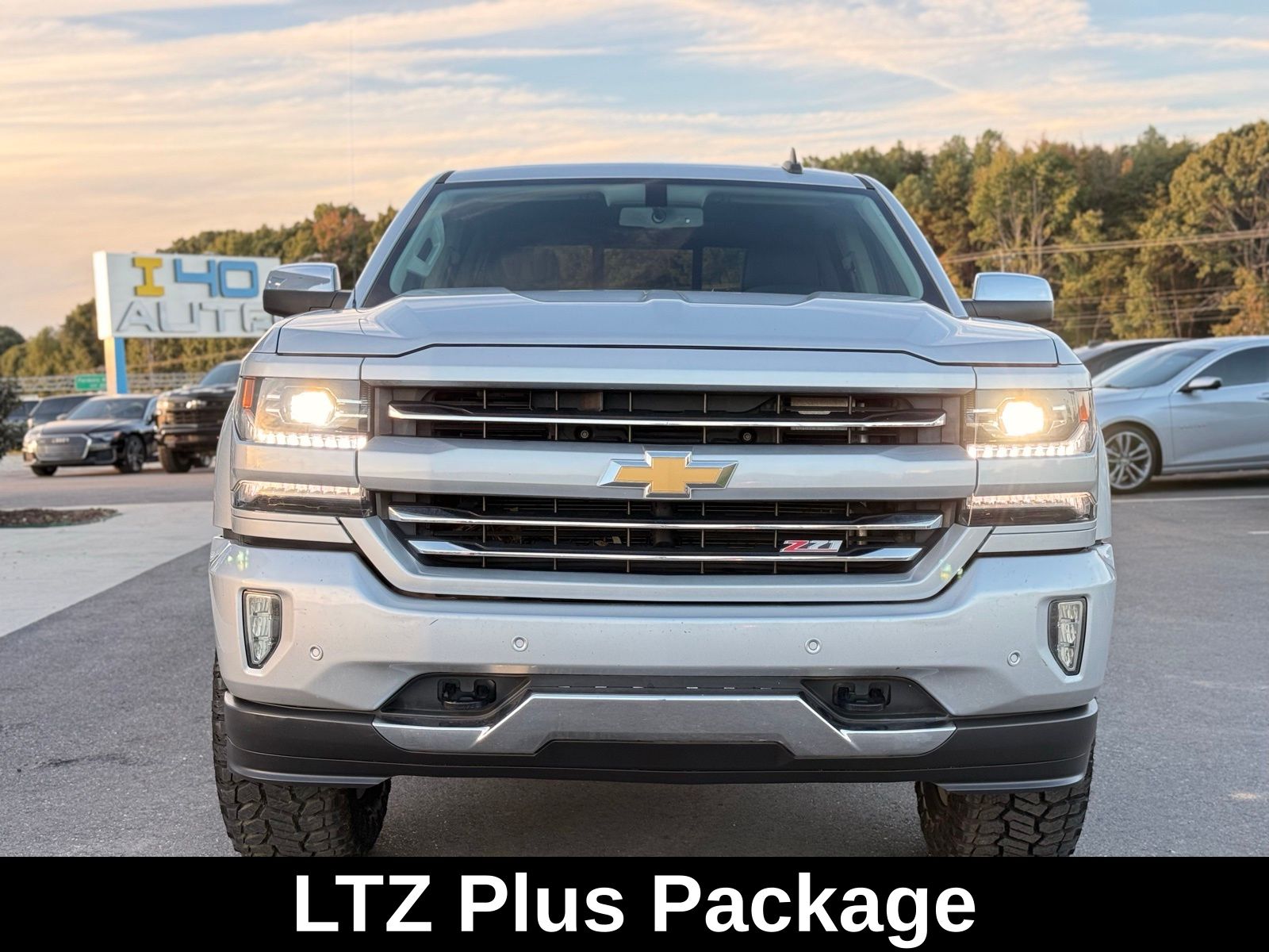 2018 Chevrolet Silverado 1500 LTZ photo 2