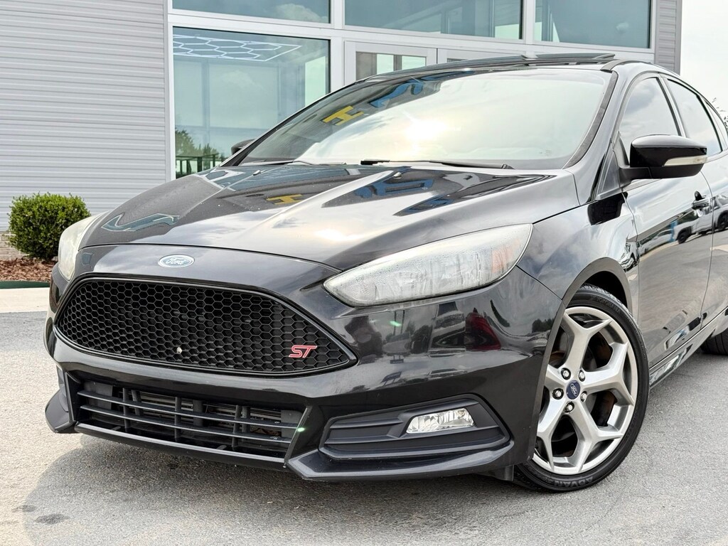 Used 2016 Ford Focus ST Hatchback