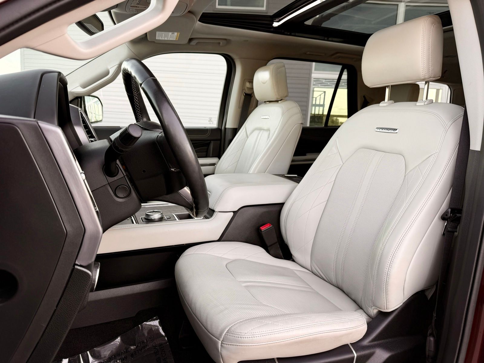 2020 Ford Expedition Platinum - Photo 18