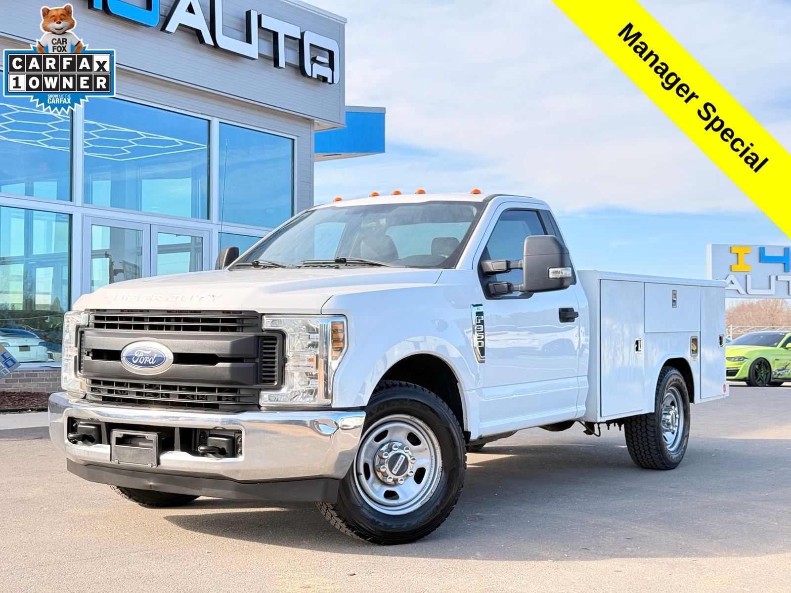 2018 Ford F-350 Super Duty Chassis Cab XL