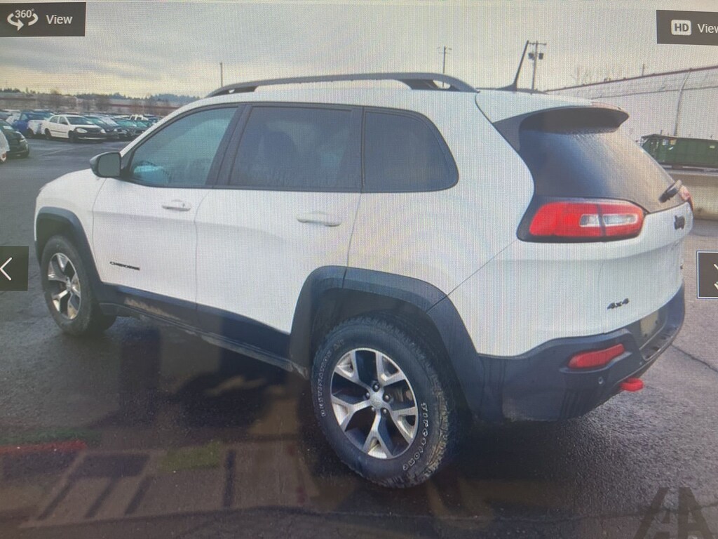 Used 2017 Jeep Cherokee Trailhawk SUV