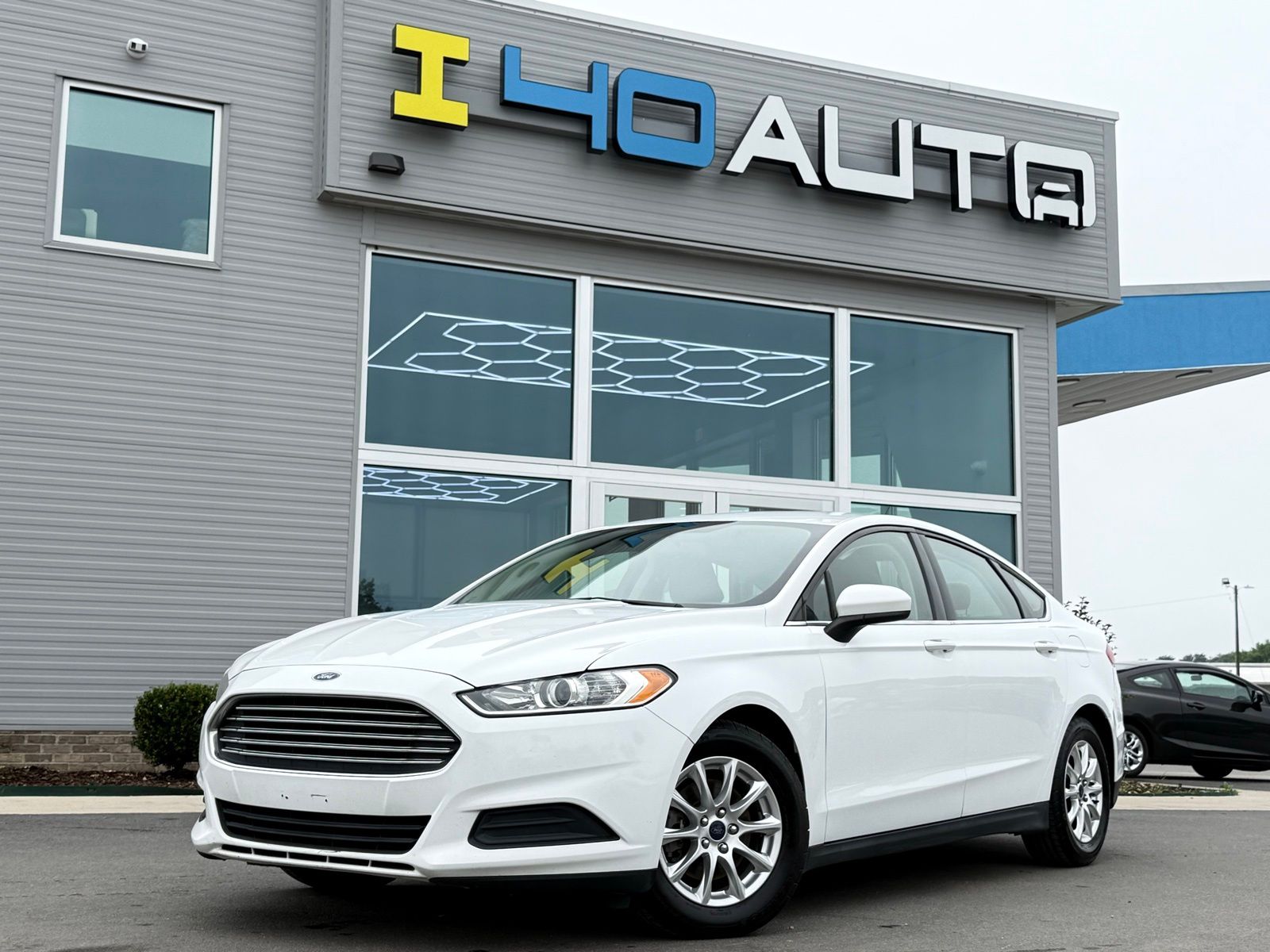2016 Ford Fusion S FWD's photo