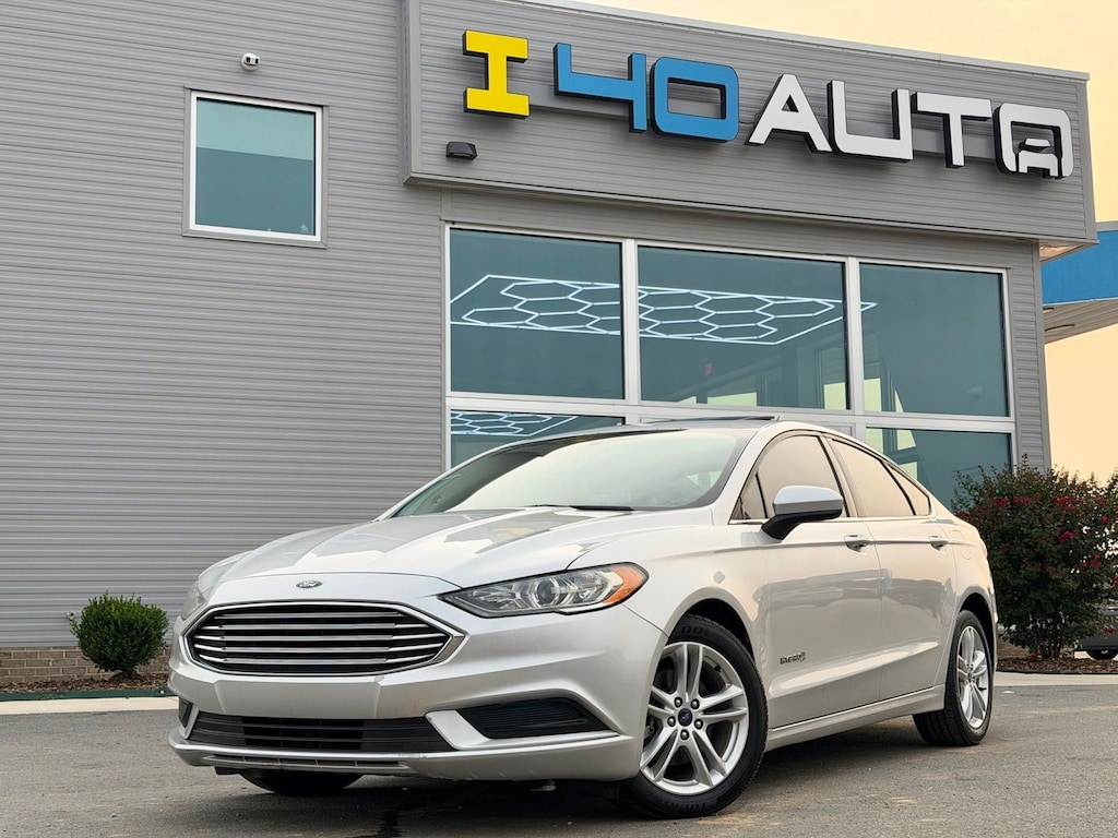 Used 2018 Ford Fusion Hybrid SE Sedan