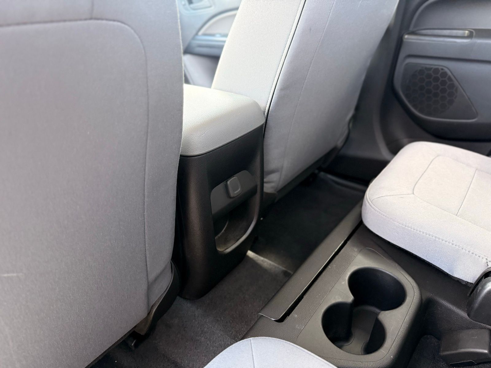 2020 Chevrolet Colorado Work Truck - Photo 16