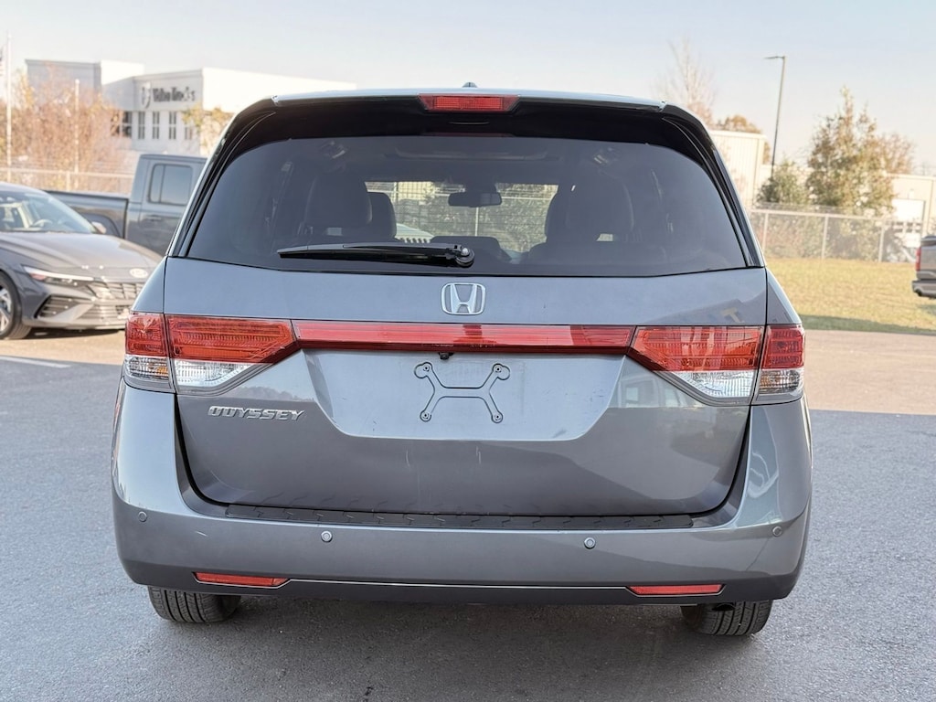 Used 2015 Honda Odyssey EX-L Minivan/Van