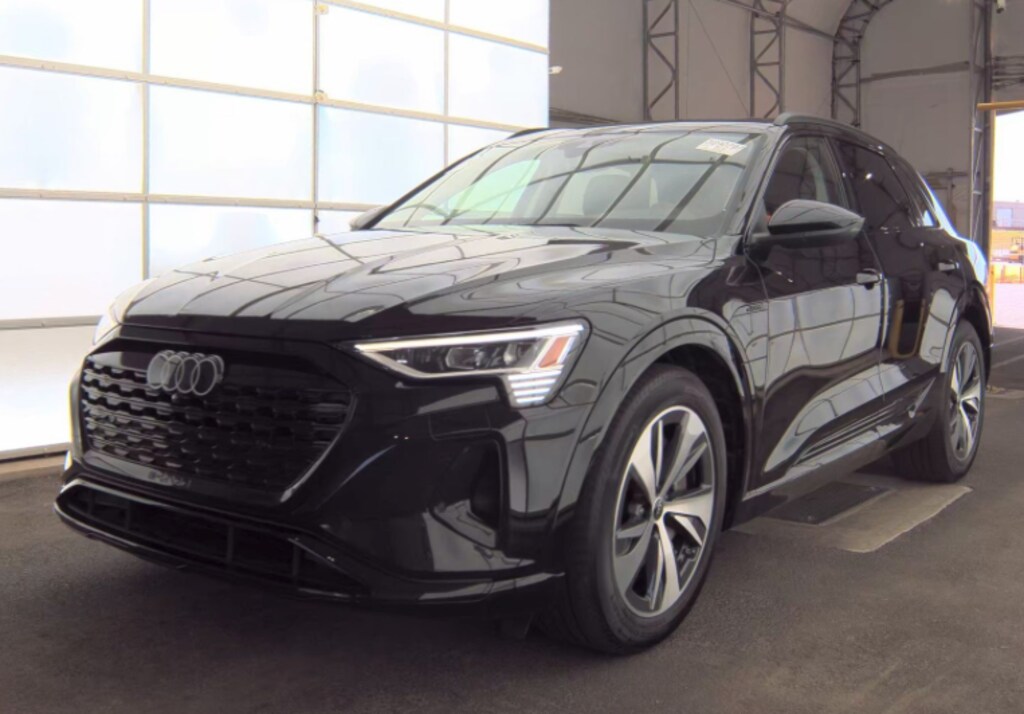 Used 2024 Audi Q8 e-tron Premium SUV
