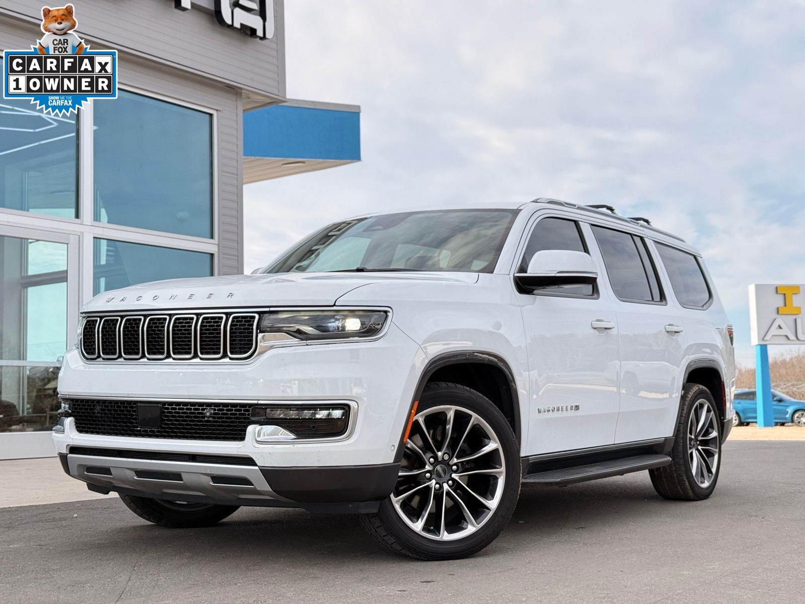 2022 Jeep Wagoneer Series II's photo