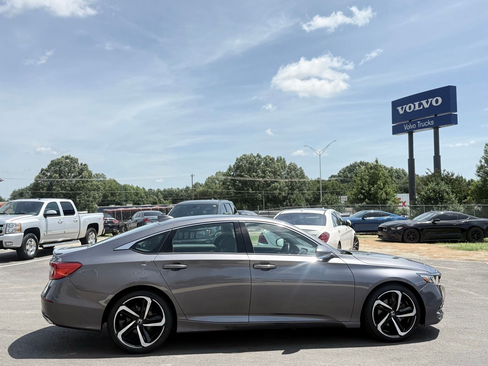 2020 Honda Accord Sport photo 4