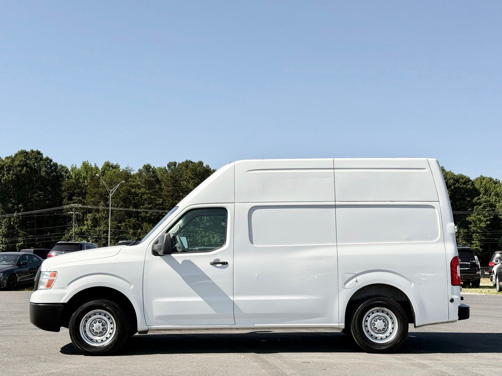 2017 Nissan NV Cargo S - Photo 10