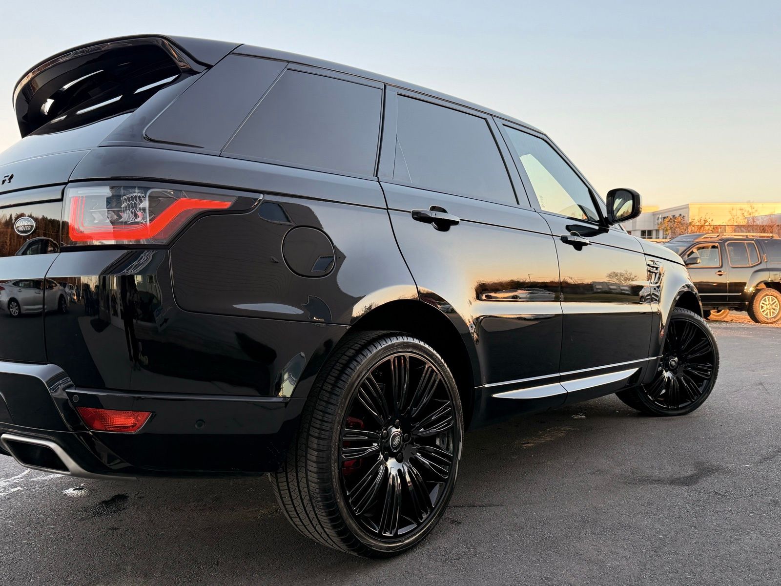 2018 Land Rover Range Rover Sport SuperCharged photo 2