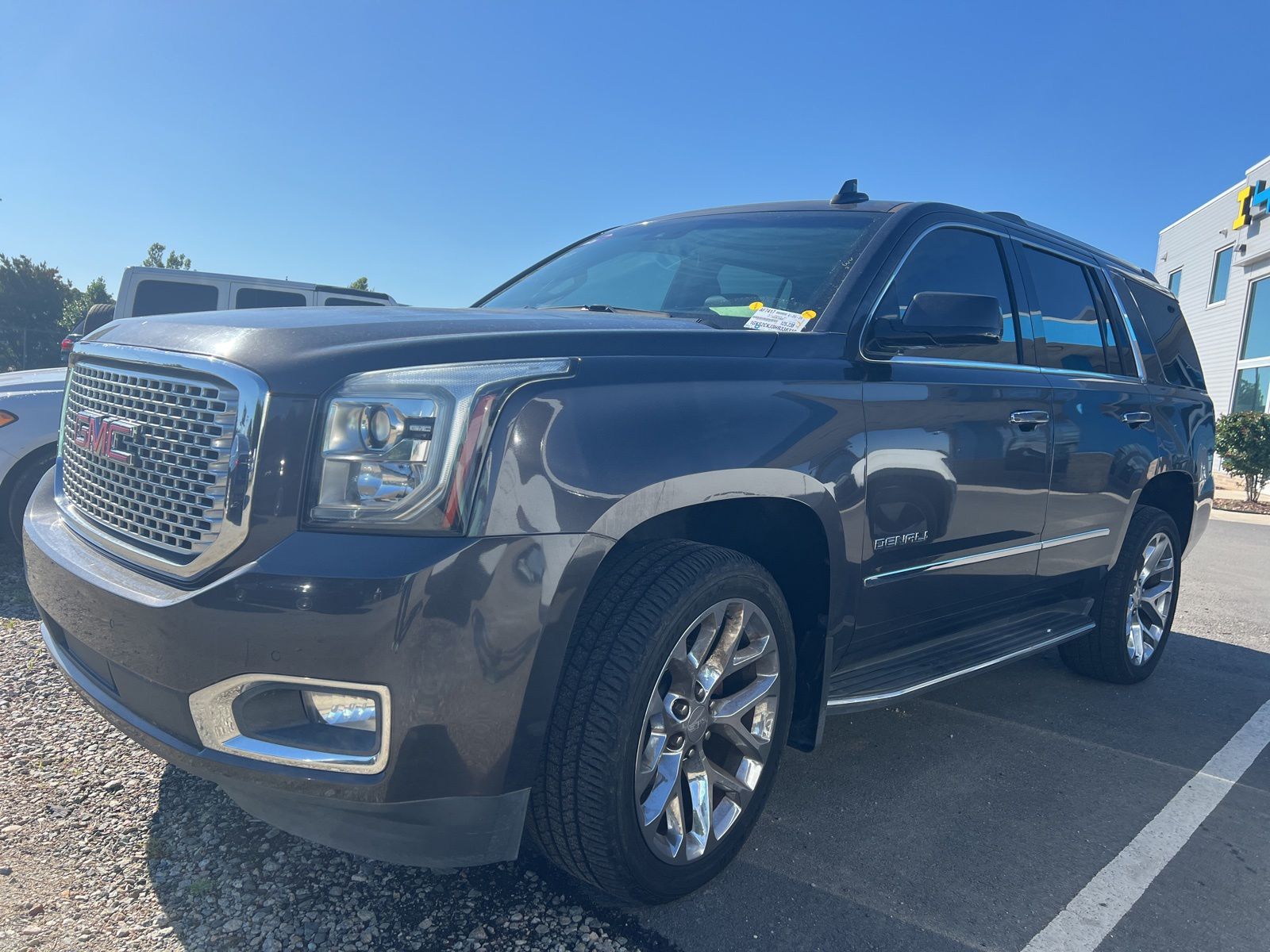 2017 GMC Yukon 4WD Denali's photo