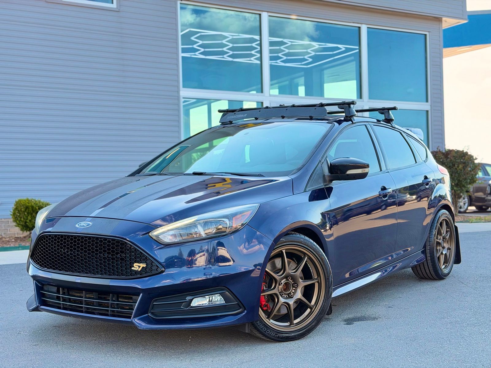 2016 Ford Focus 5 Door Hatch ST's photo