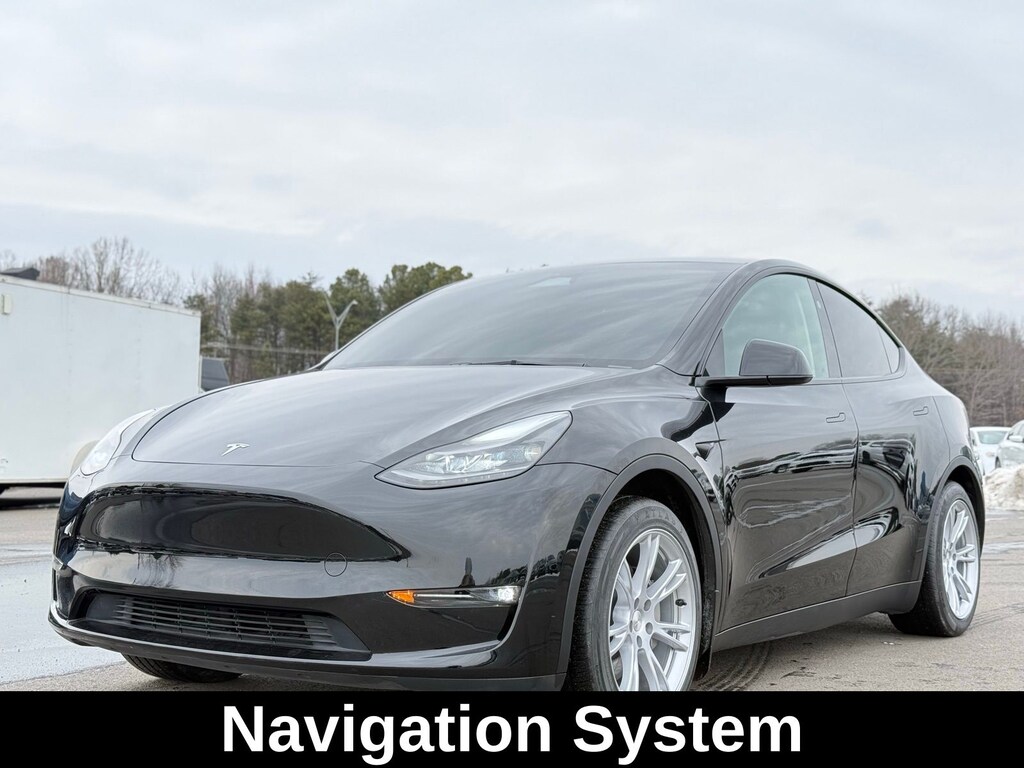 Used 2024 Tesla Model Y Long Range SUV