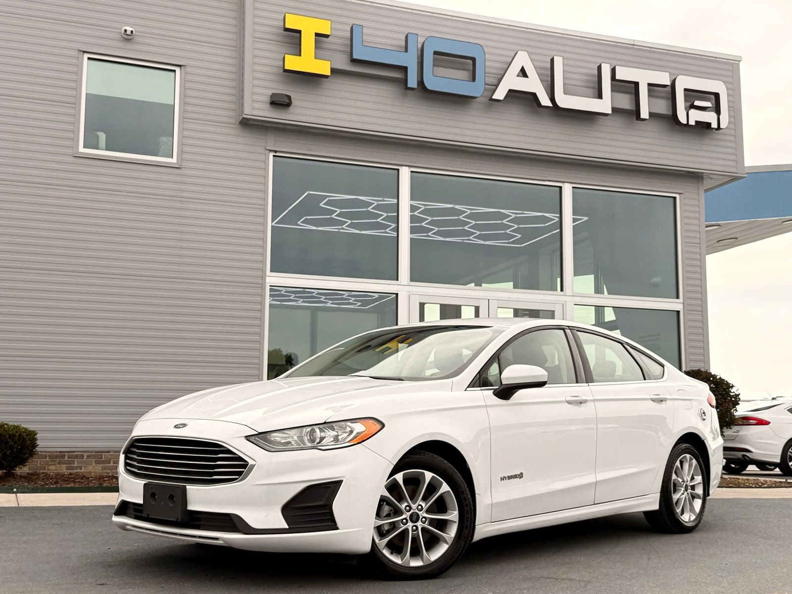 2019 Ford Fusion SE's photo