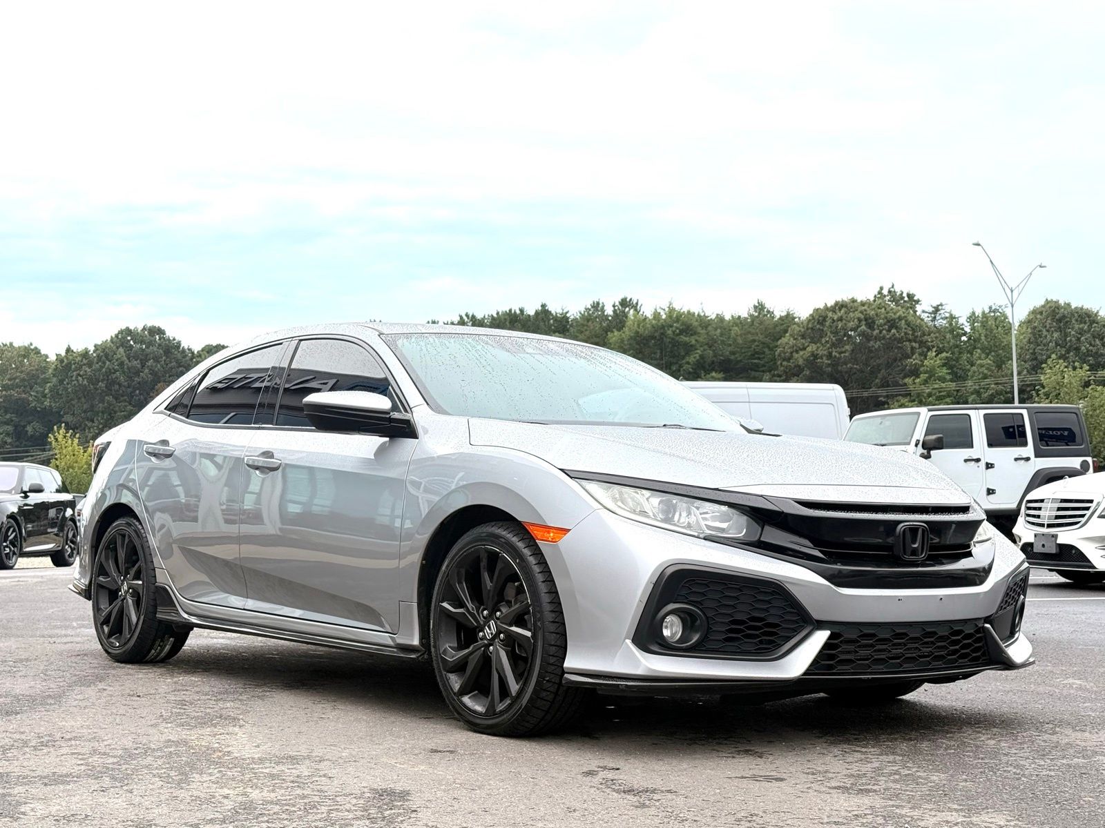 2019 Honda Civic Sport Hatchback photo 2