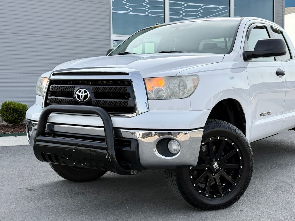 Used 2011 Toyota Tundra Grade Truck