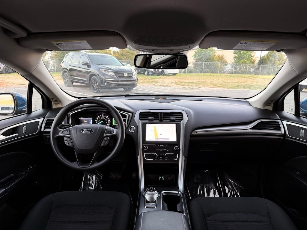 Used 2020 Ford Fusion Hybrid SE Sedan