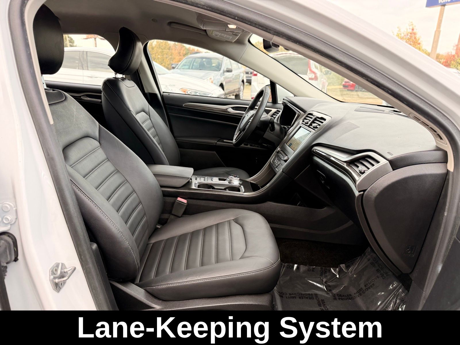 2017 Ford Fusion Hybrid SE - Photo 22