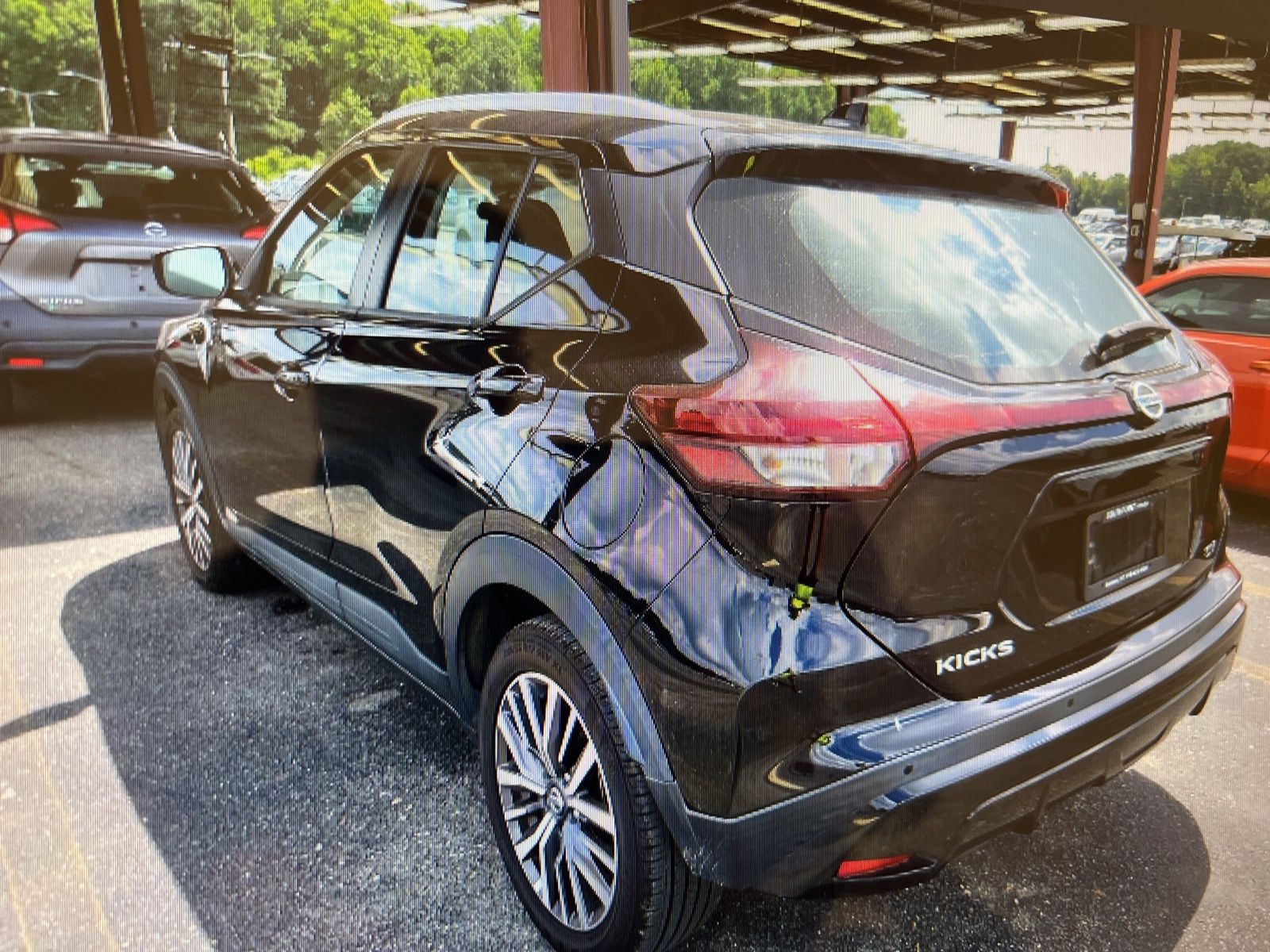 2021 Nissan Kicks SV photo 3