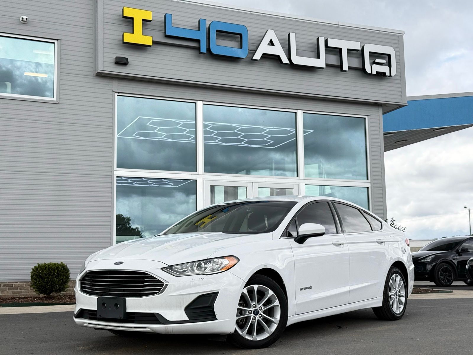 2019 Ford Fusion SE's photo