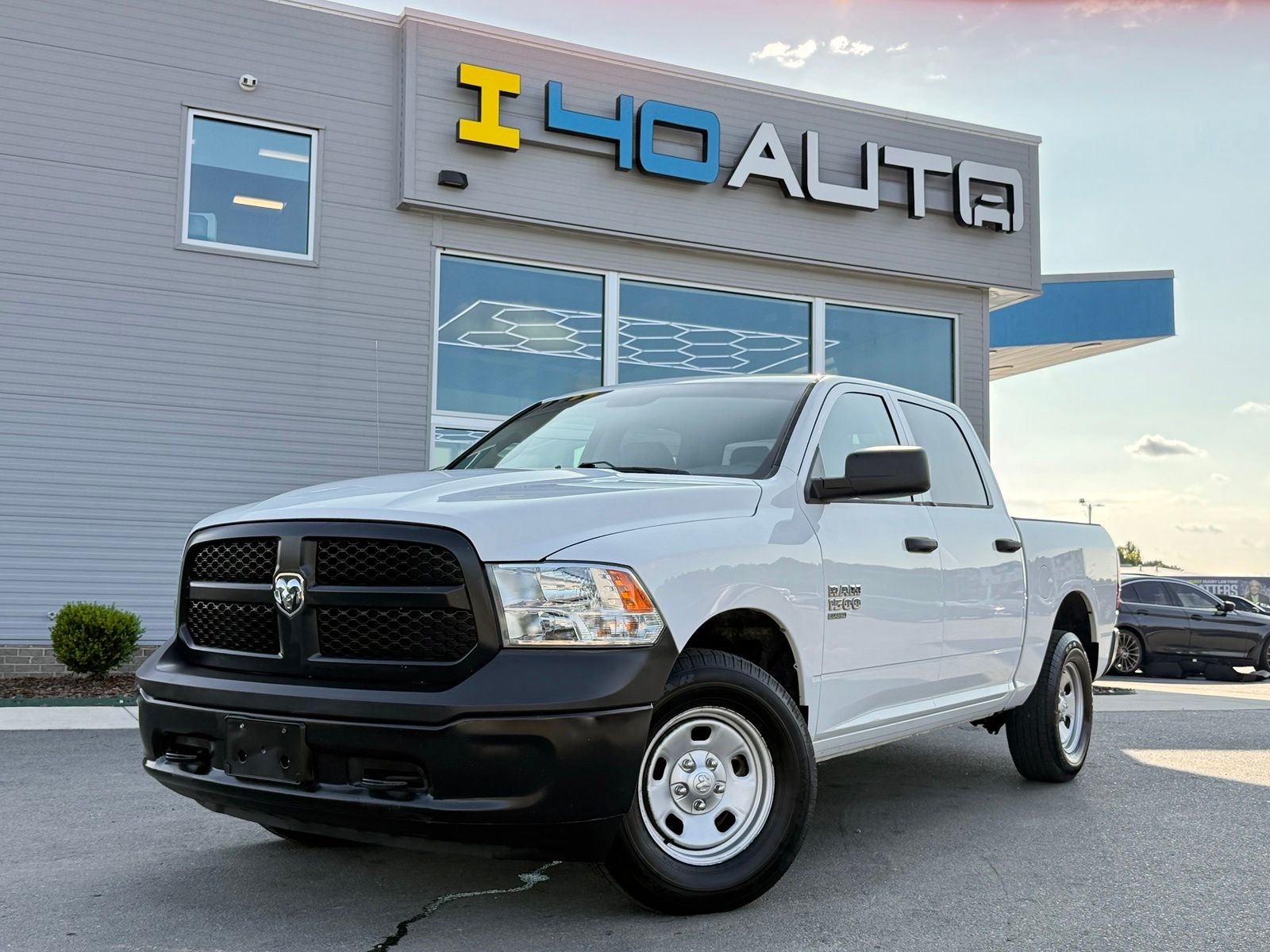 2019 RAM 1500 Classic Tradesman 4x4 Crew Cab 5'7's photo