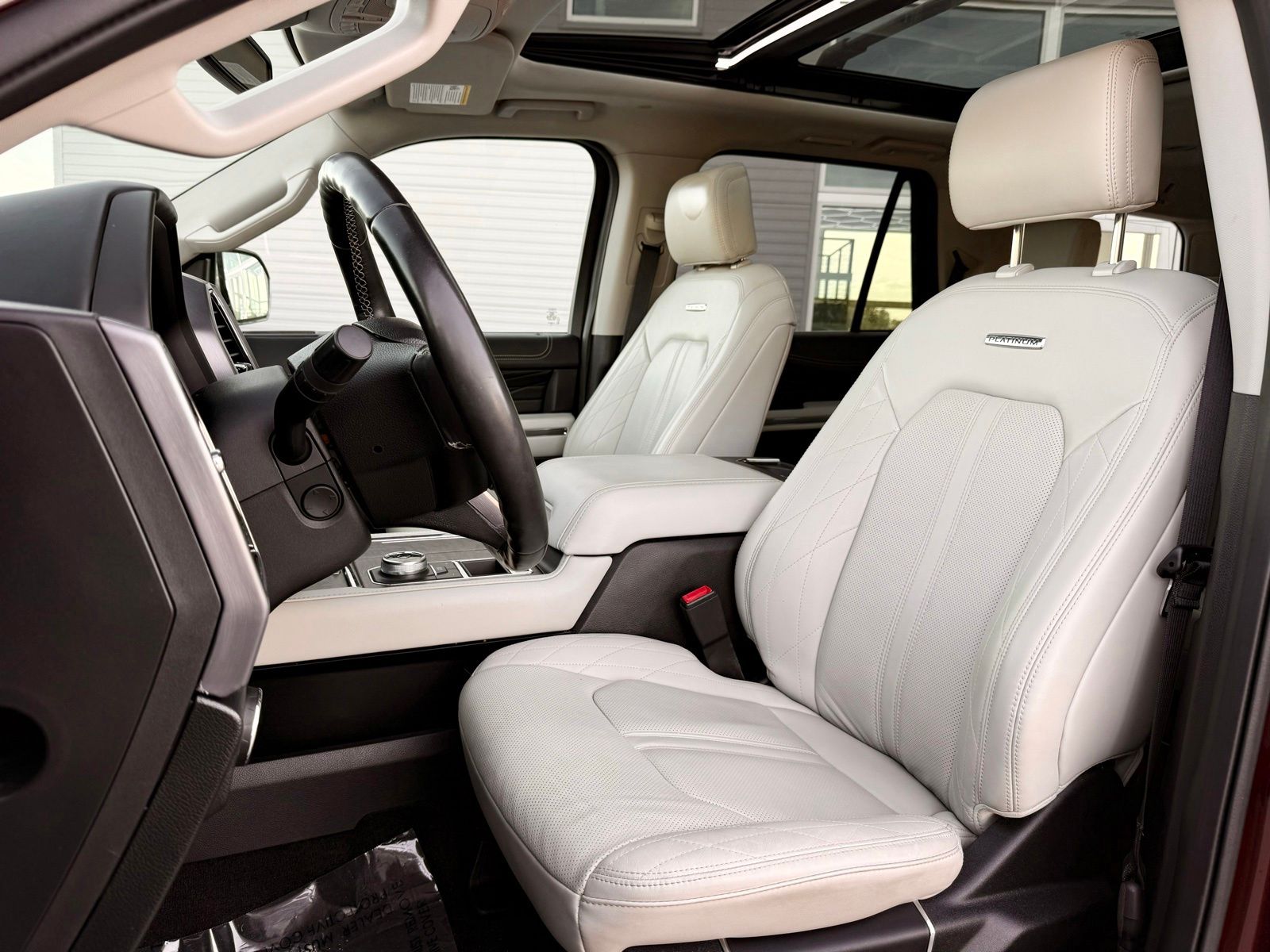 2020 Ford Expedition Platinum - Photo 18