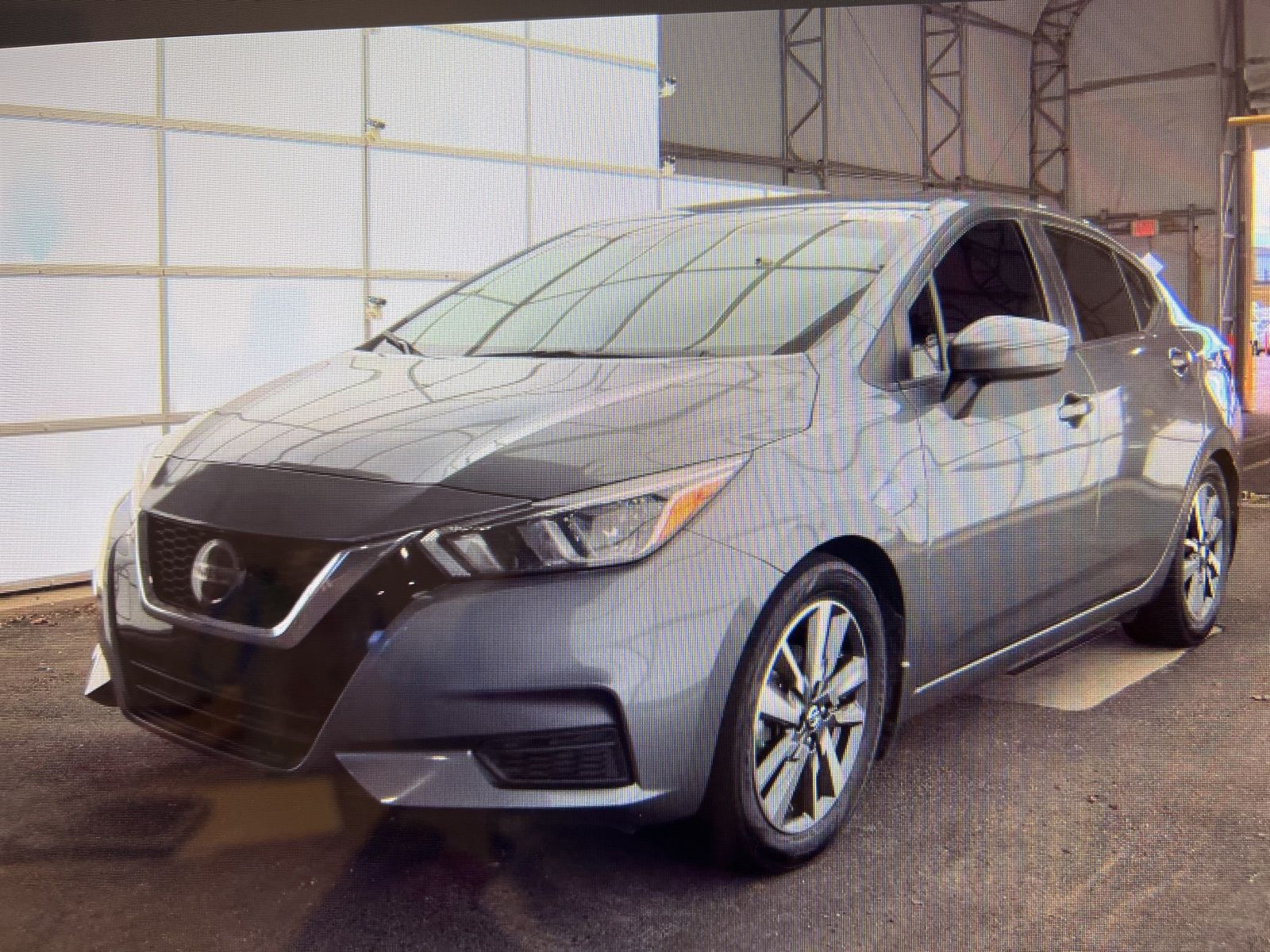 2020 Nissan Versa Sedan SV's photo