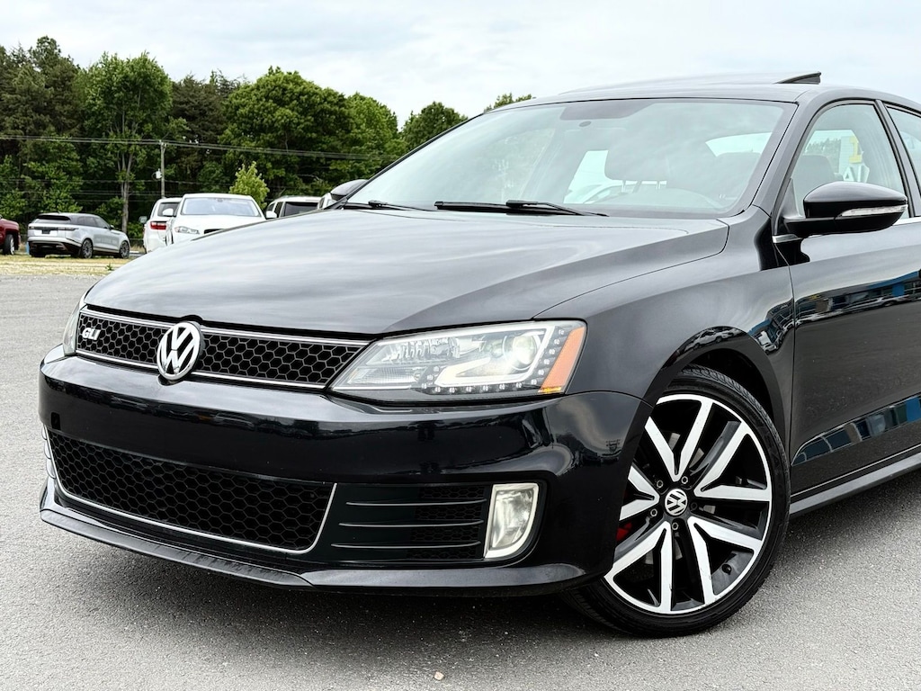 Used 2013 Volkswagen Jetta GLI Sedan