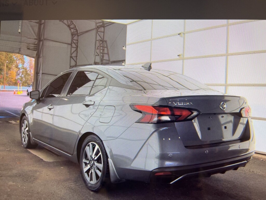 Used 2020 Nissan Versa 1.6 SV Sedan