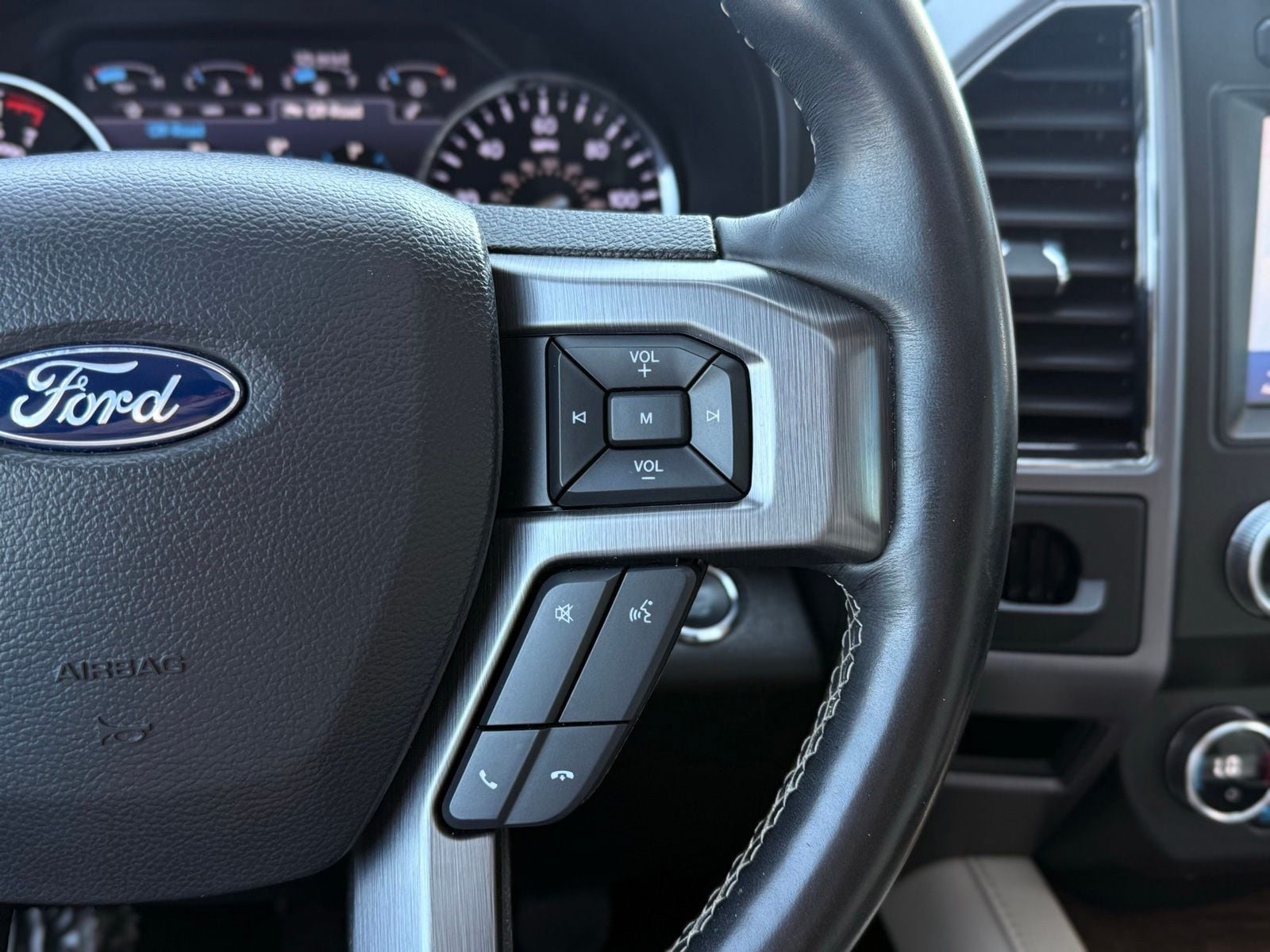 2020 Ford Expedition Platinum - Photo 42