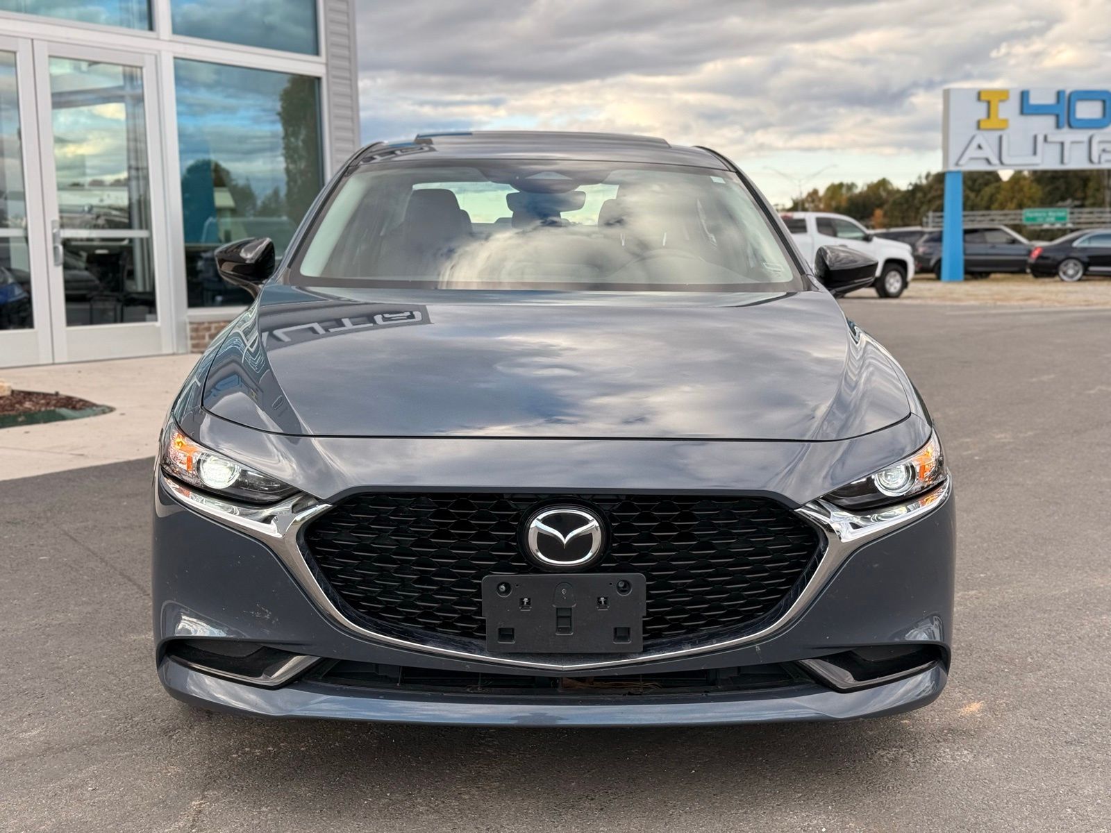 2024 Mazda Mazda3 2.5 s Carbon photo 2