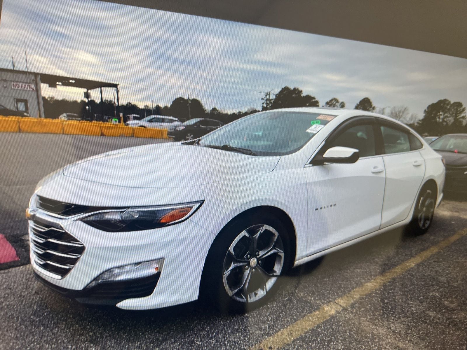2021 Chevrolet Malibu 1LT's photo