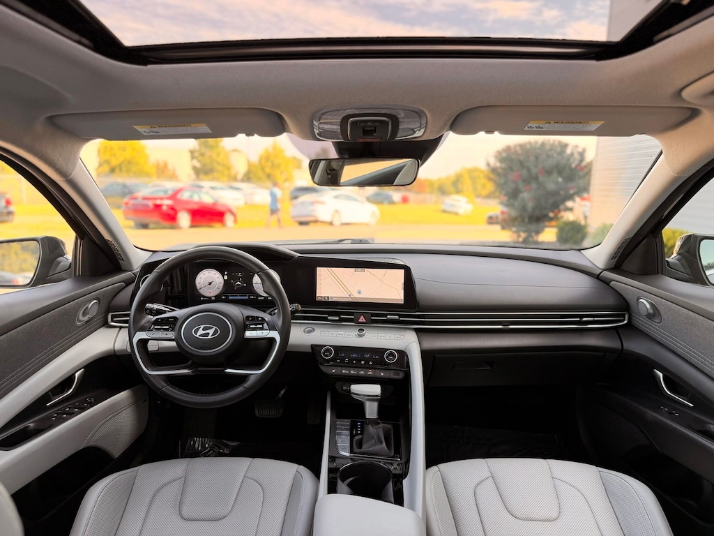 Used 2024 Hyundai Elantra Limited Sedan