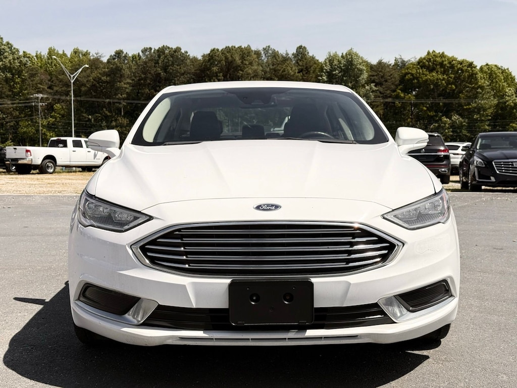 Used 2018 Ford Fusion Hybrid SE Sedan