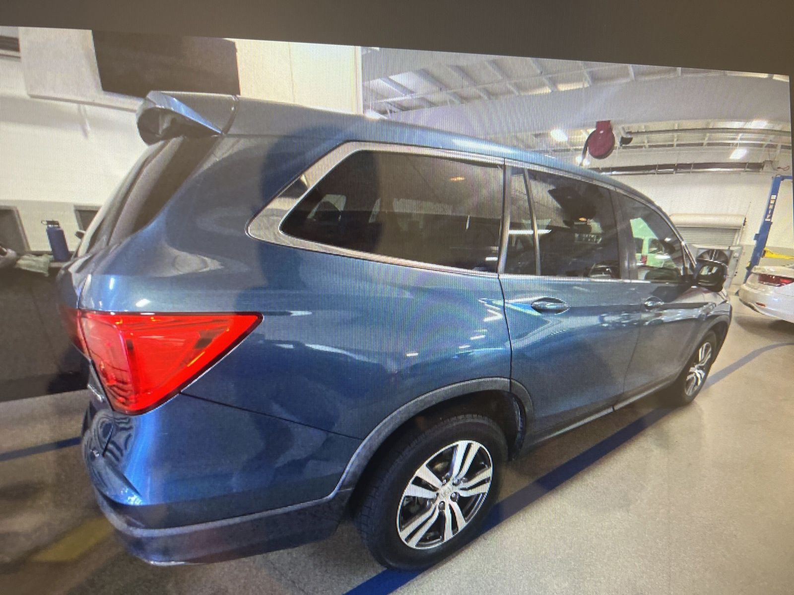 2016 Honda Pilot EX-L photo 2