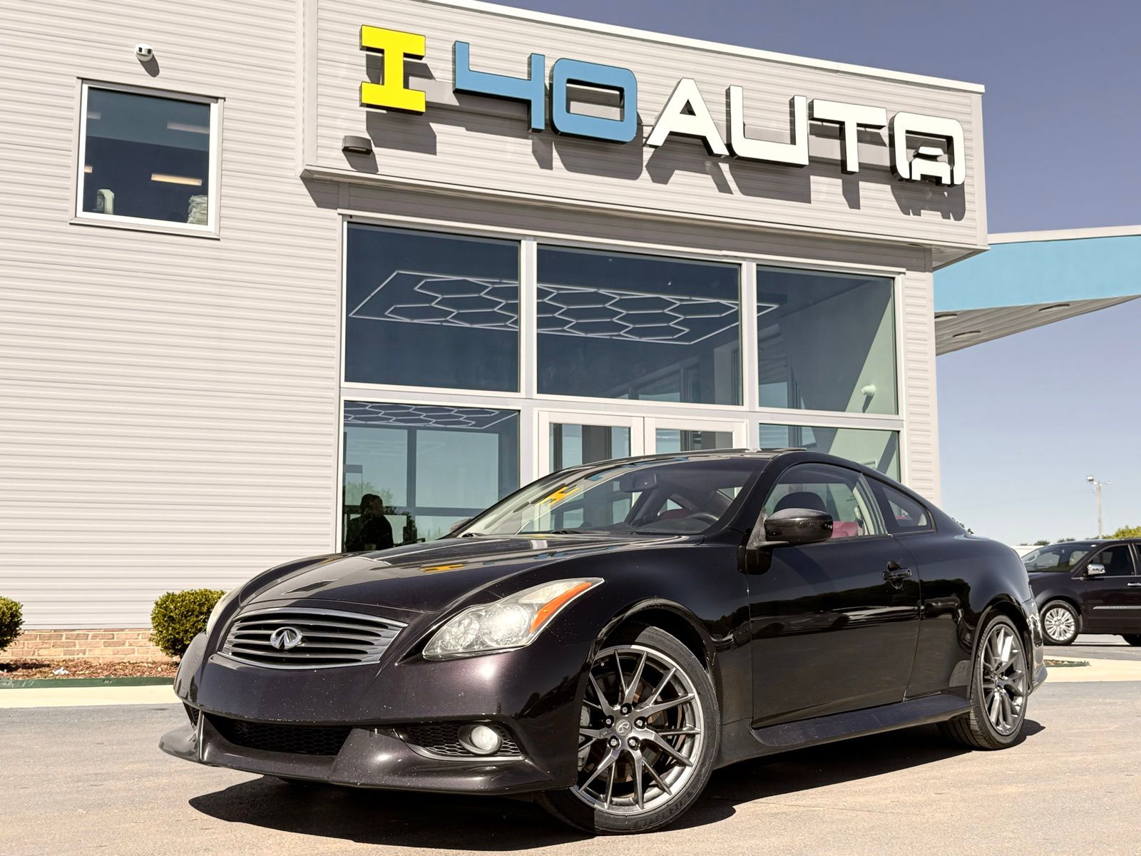 2011 INFINITI G IPL Coupe's photo