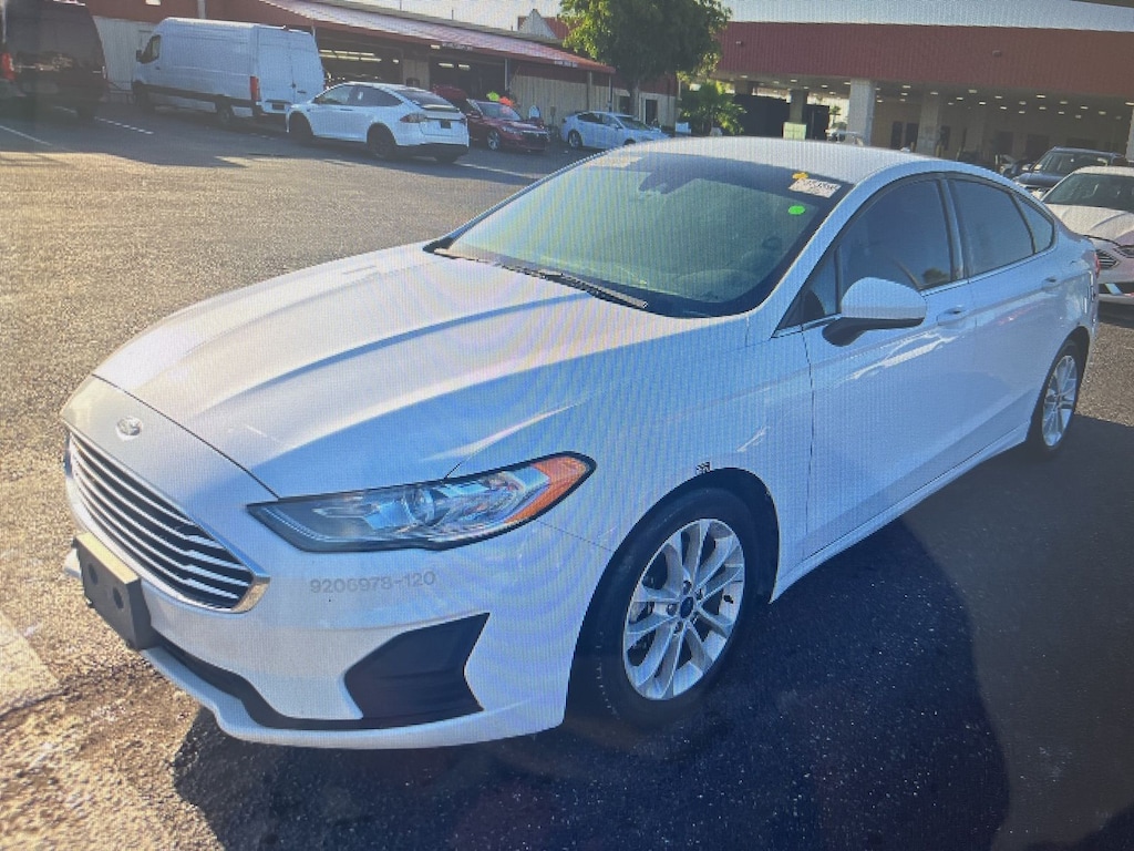 Used 2020 Ford Fusion Hybrid SE Sedan