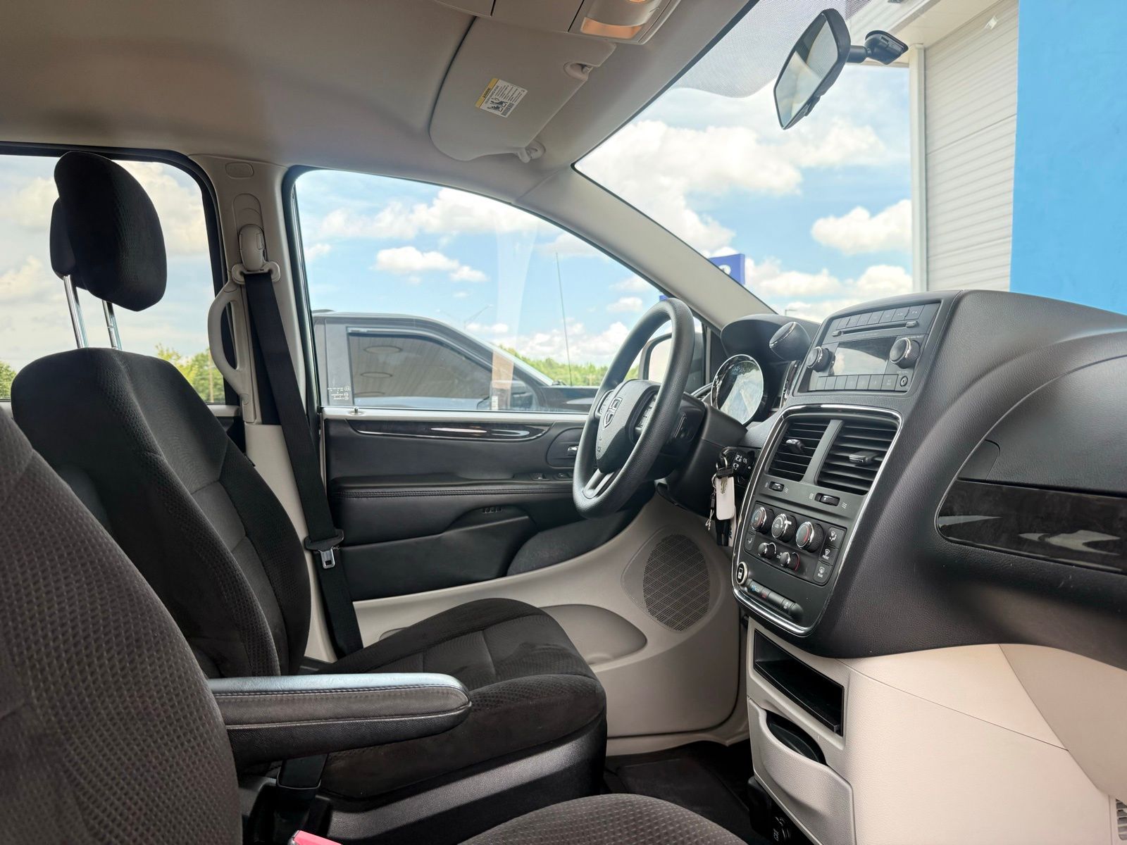 2013 Dodge Grand Caravan SXT - Photo 18
