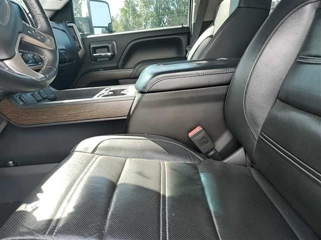 Used 2017 GMC Sierra 2500HD Denali Truck