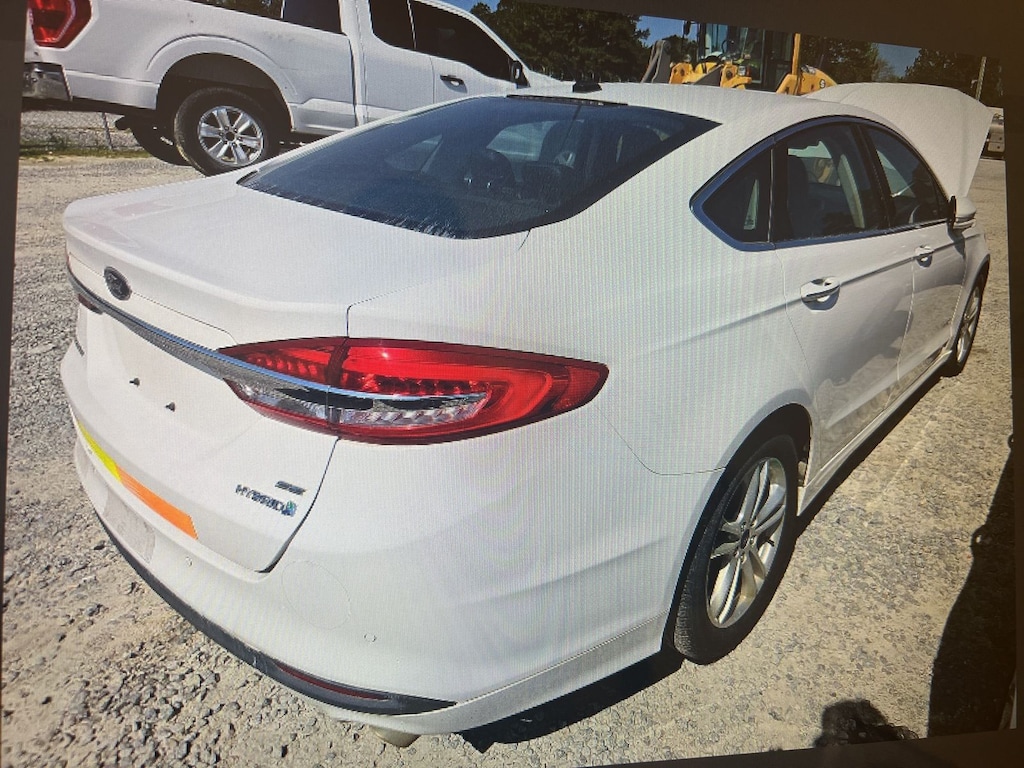 Used 2018 Ford Fusion Hybrid SE Sedan