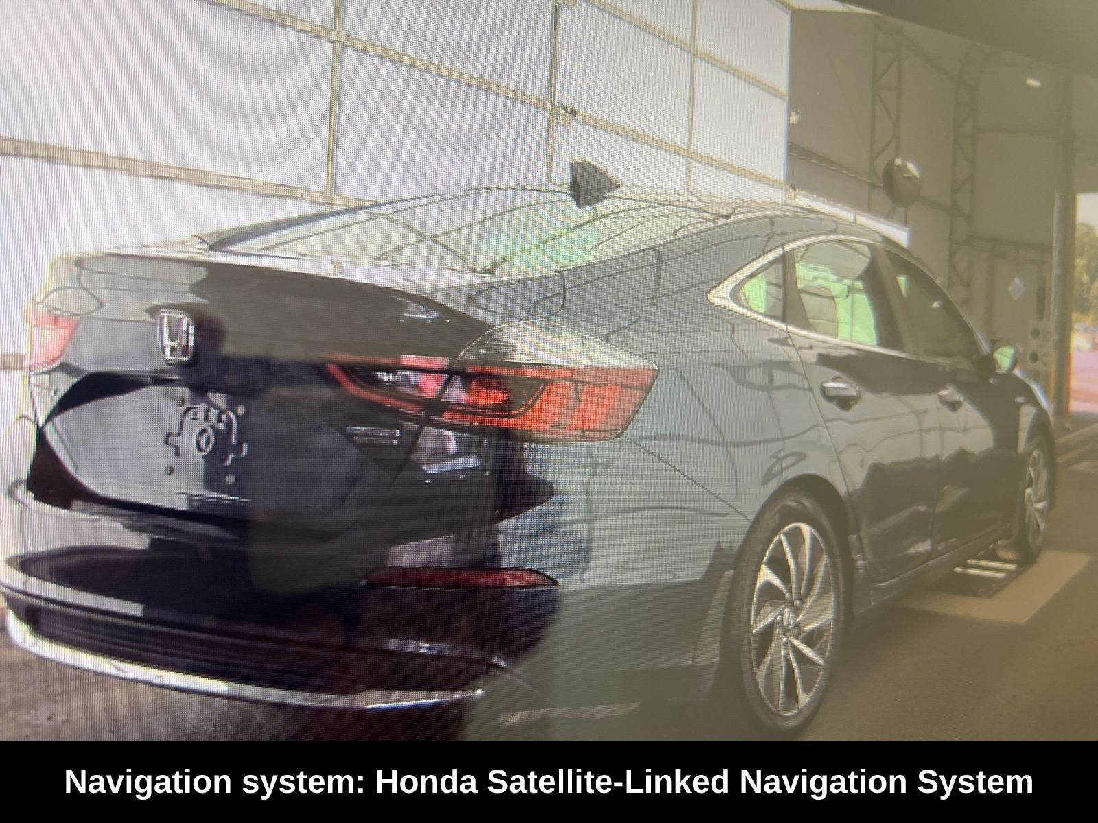 2021 Honda Insight Touring photo 2