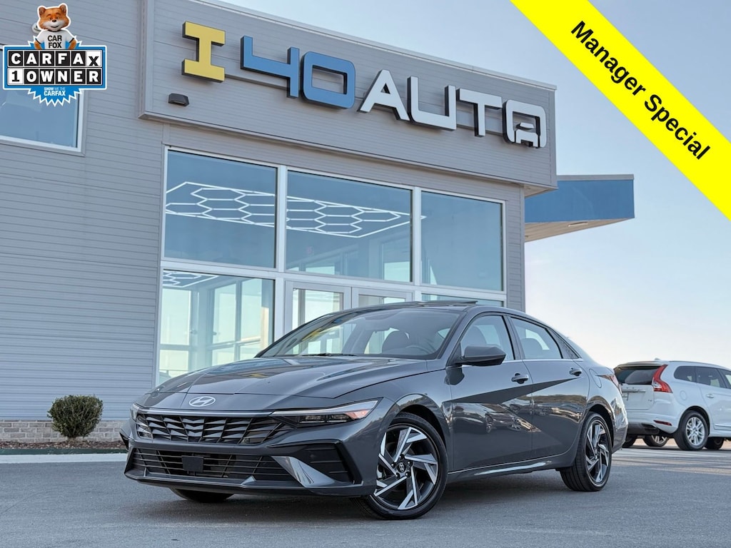 Used 2025 Hyundai Elantra SEL Convenience Sedan