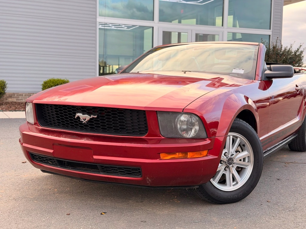 Used 2006 Ford Mustang V6 Convertible