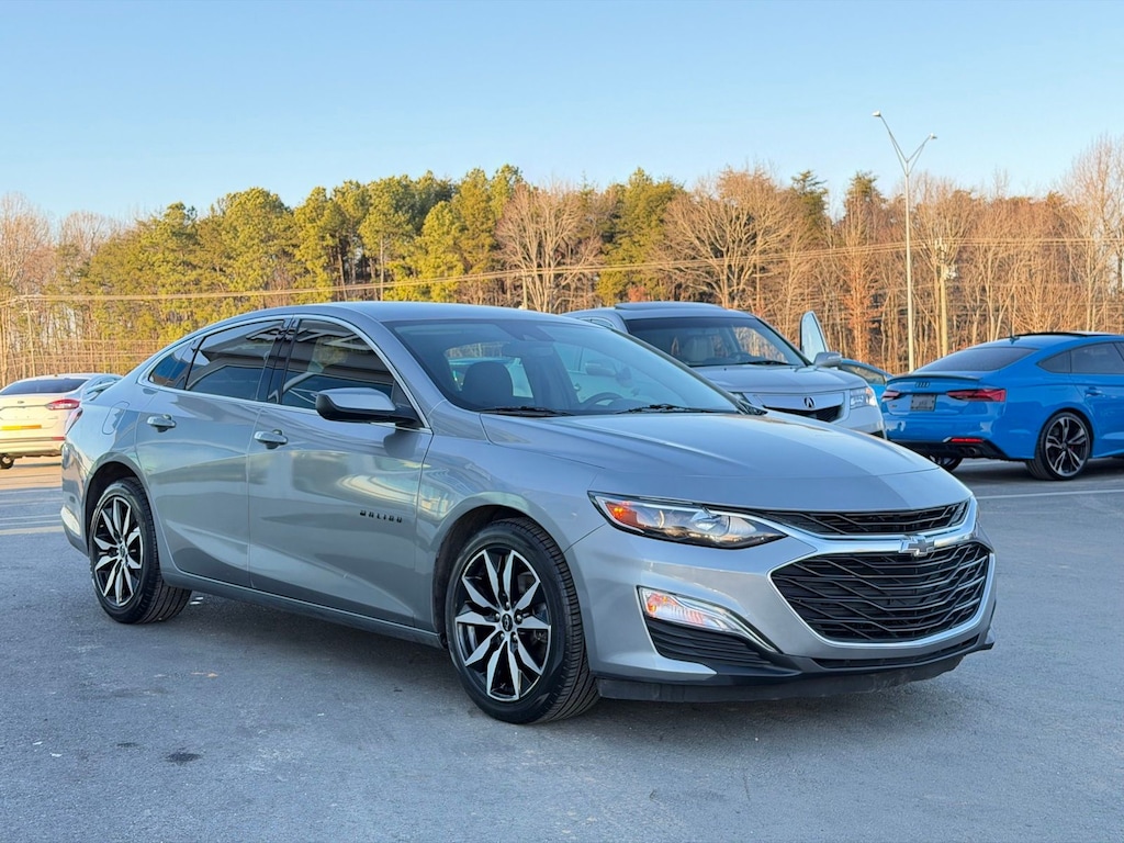 Used 2024 Chevrolet Malibu RS Sedan