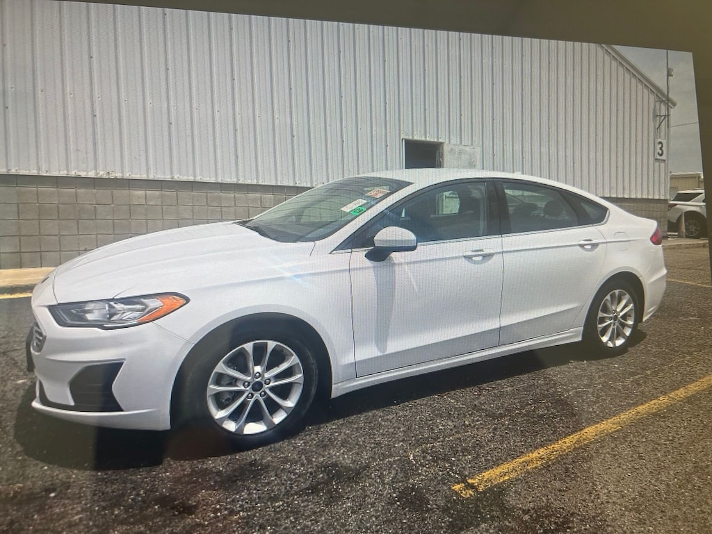 Used 2020 Ford Fusion Hybrid SE Sedan