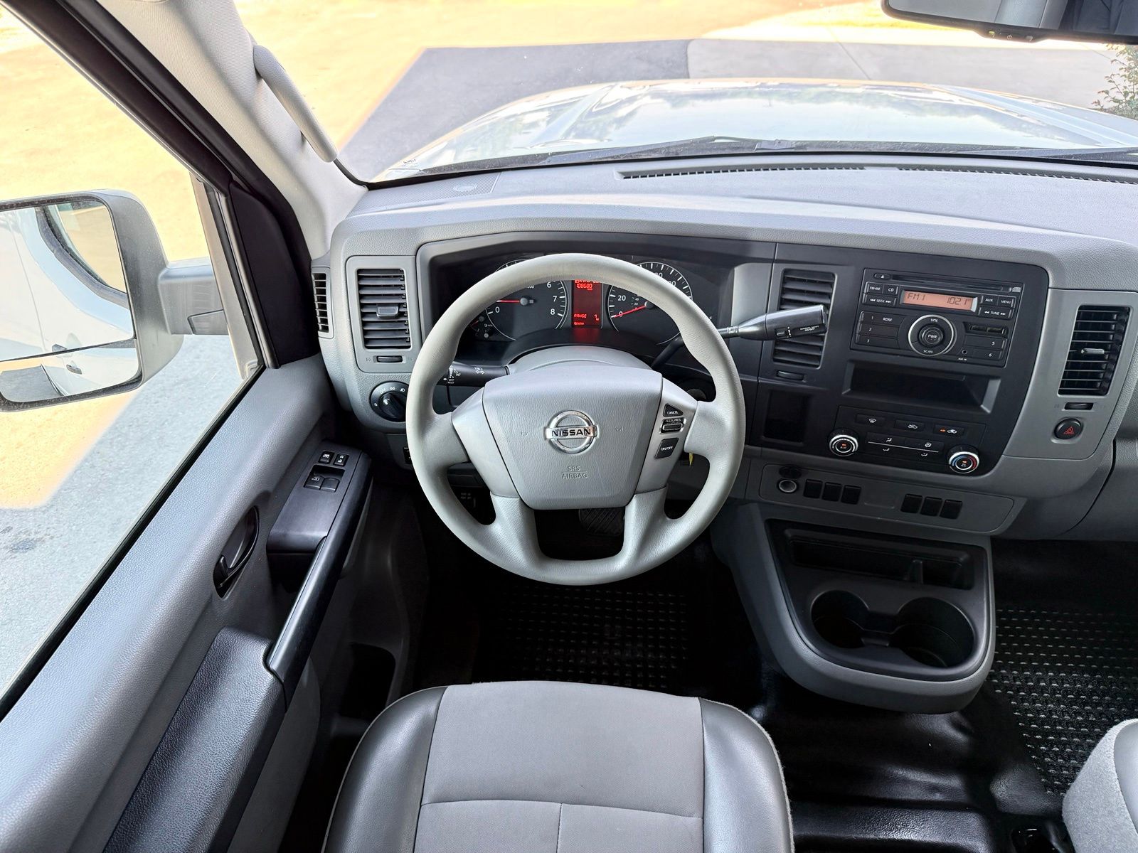 2017 Nissan NV Cargo S - Photo 22