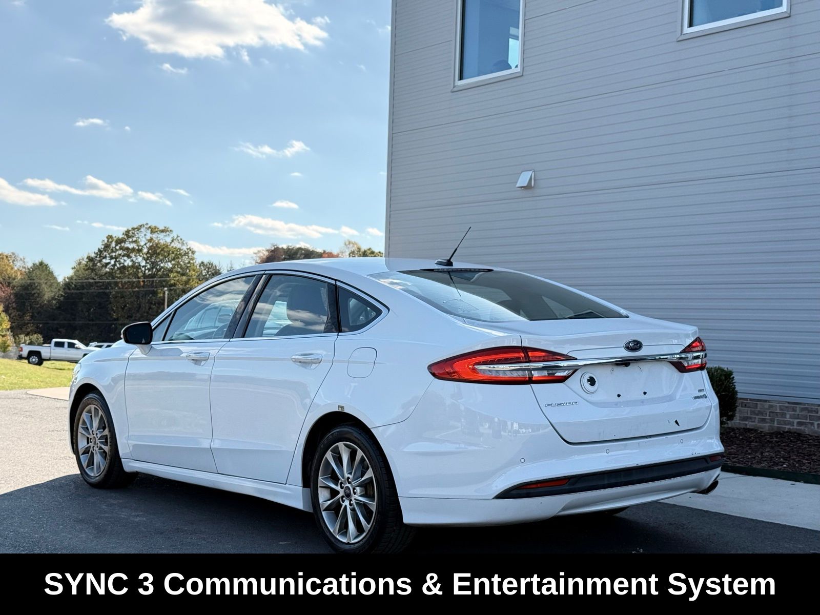2017 Ford Fusion Hybrid SE - Photo 9