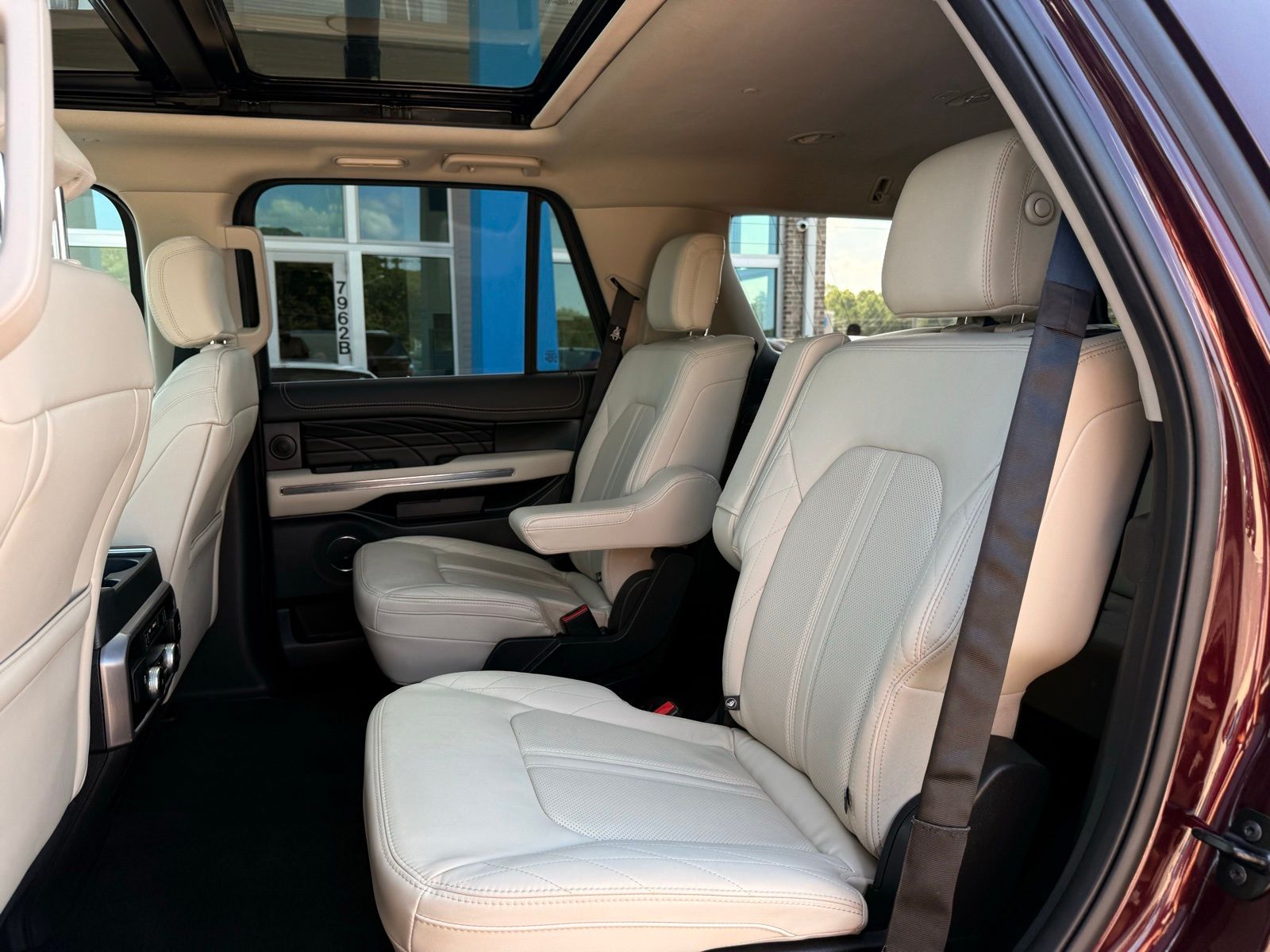 2020 Ford Expedition Platinum - Photo 21